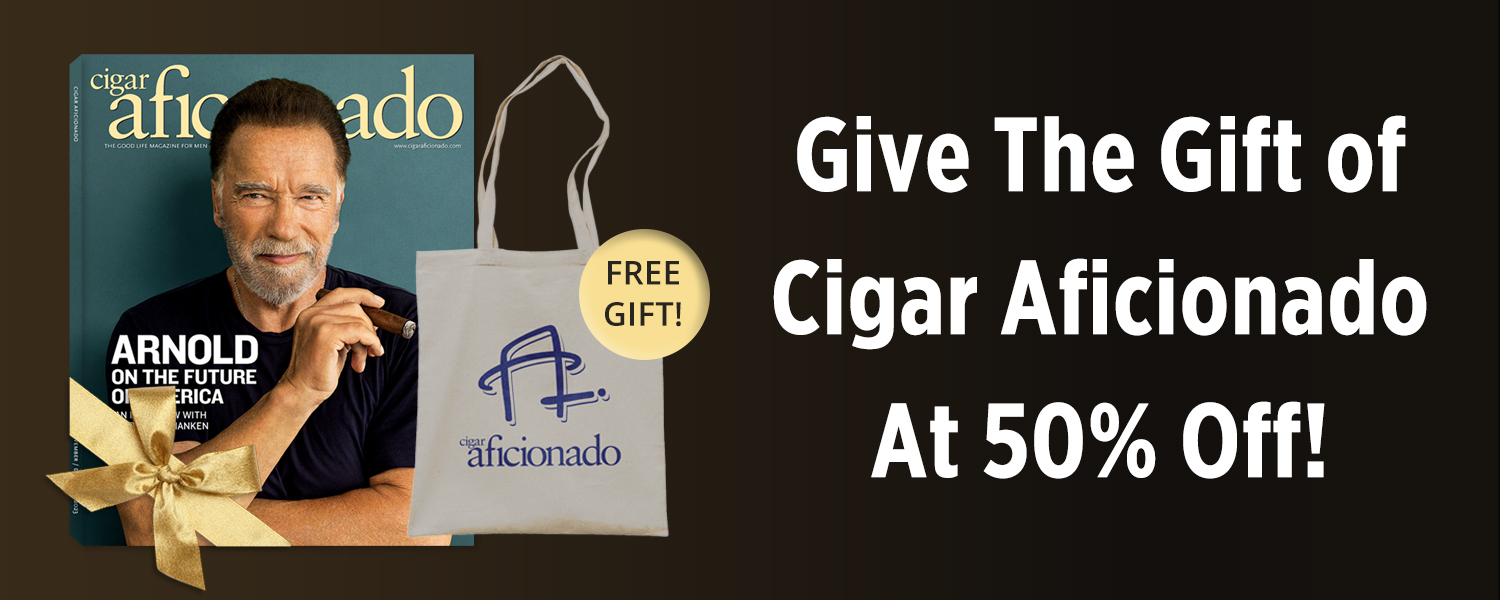 Give the Gift of Cigar Aficionado